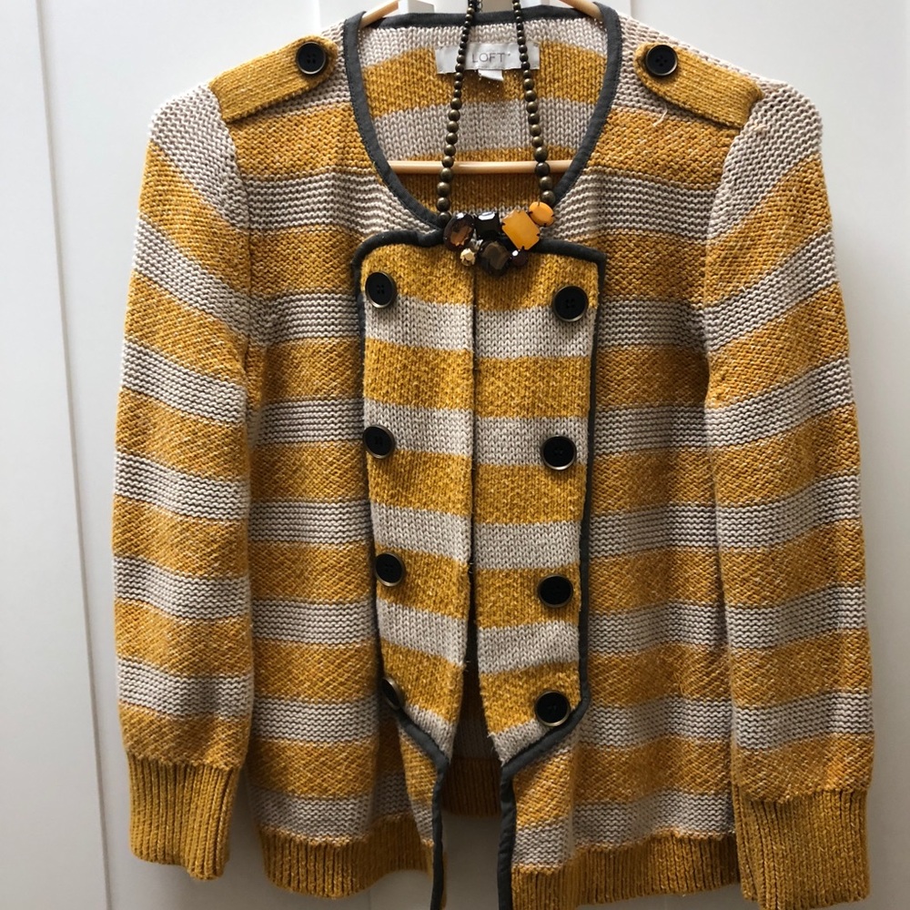 Loft cardigan with necklace